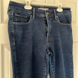 Levi’s Mid Rise Skinny Jeans